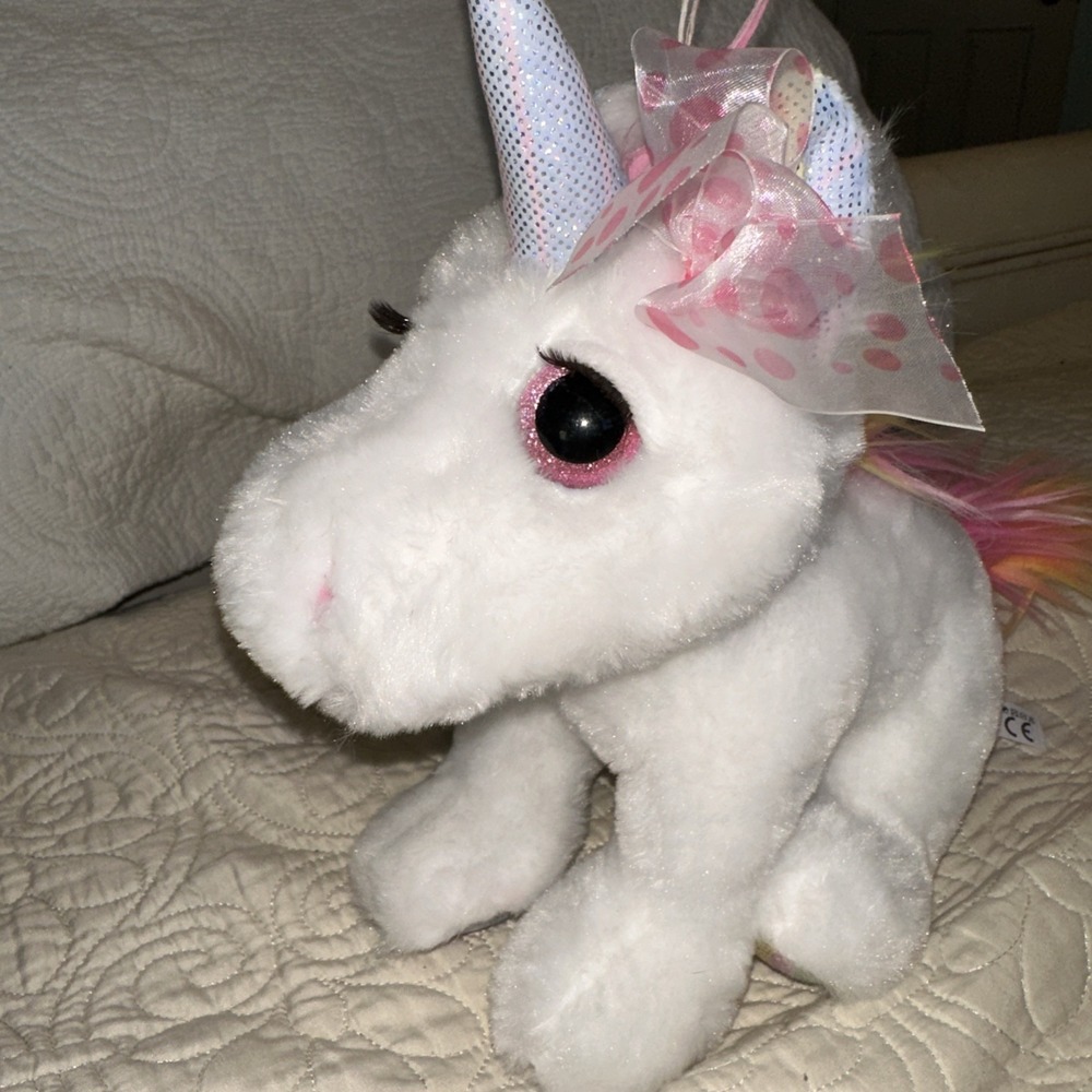 Petting Zoo Unicorn Plush – Rainbow Fur, Polka Dot Bow, Eyelashes